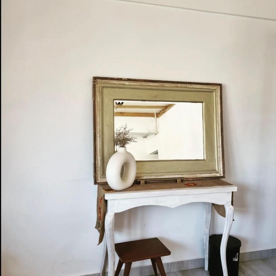 Medom's BnB Kohima Eksteriør billede